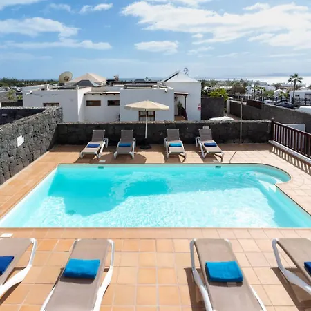 Veintidos, Villa Playa Blanca